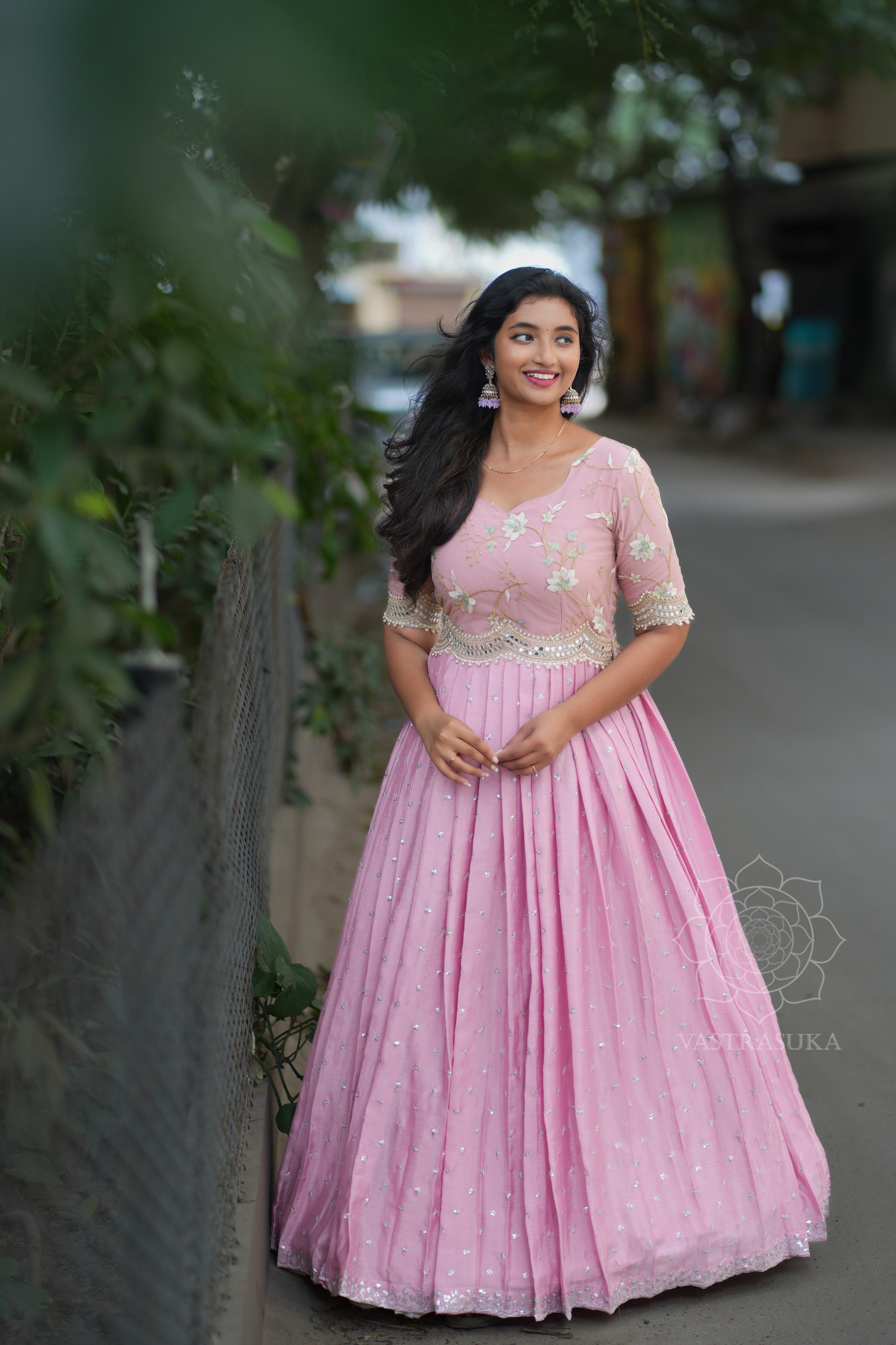 Peach pink pleated flora
