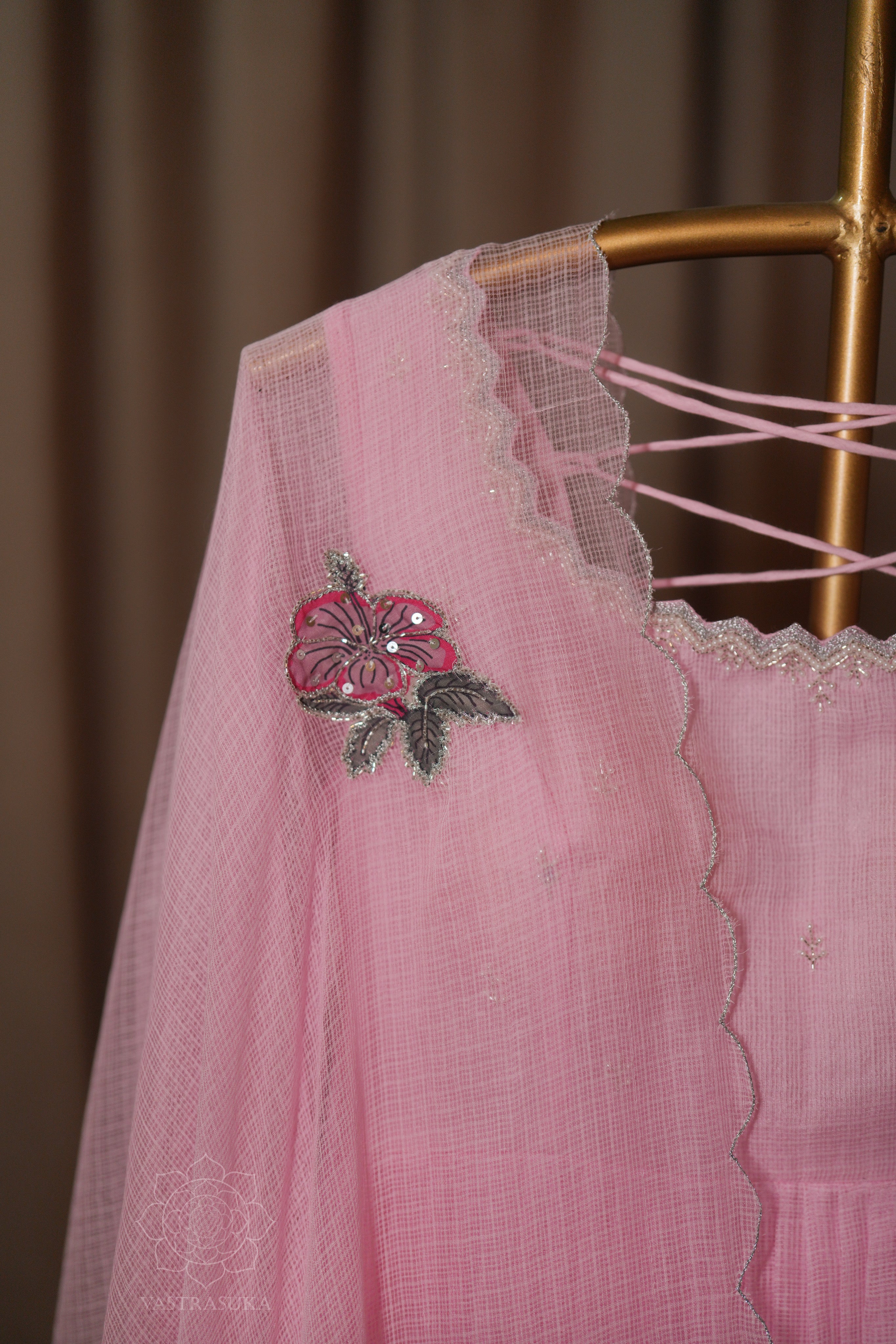 Mandara in soft pink