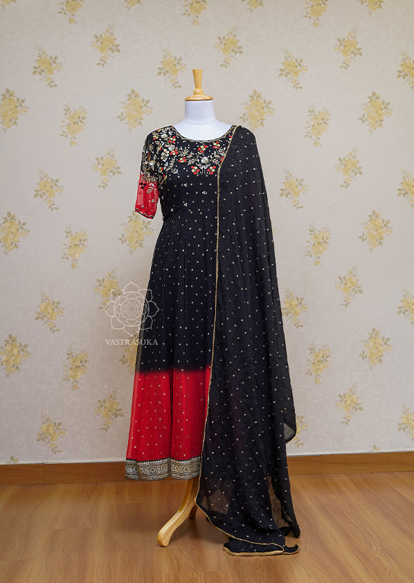 Black & Red Ombre Vastrasuka Black & Red Ombre Vastrasuka
