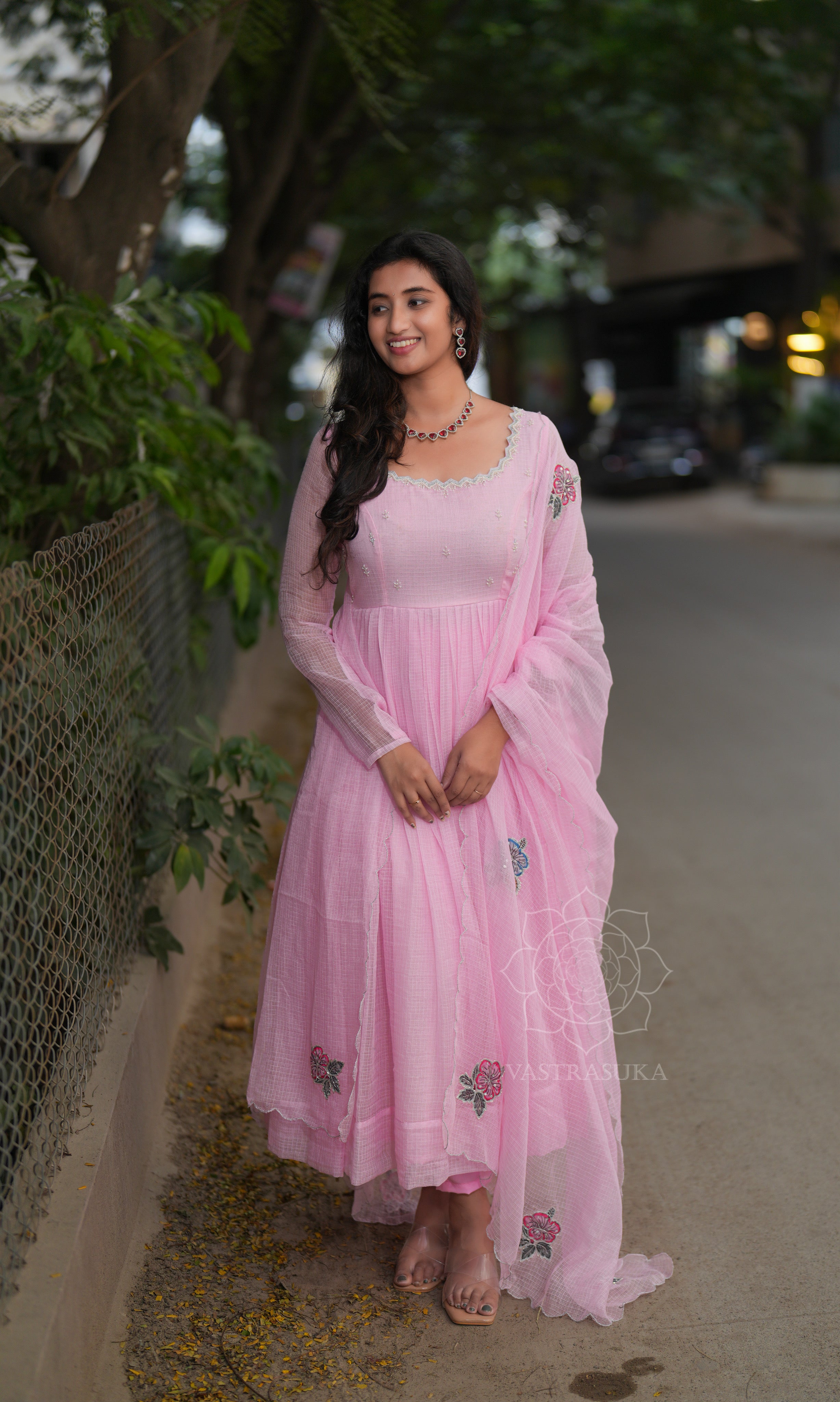 Mandara in soft pink
