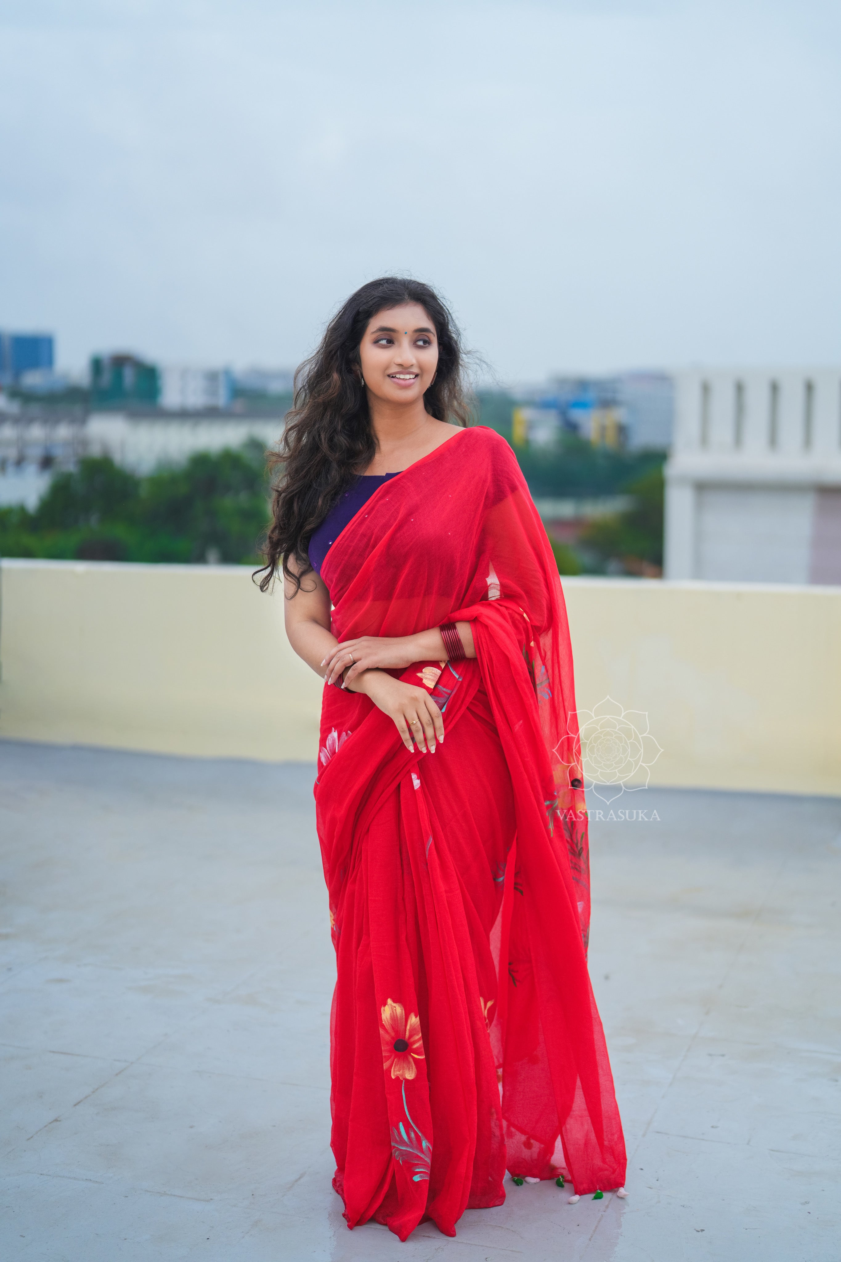 Red hand painted mul cotton saree