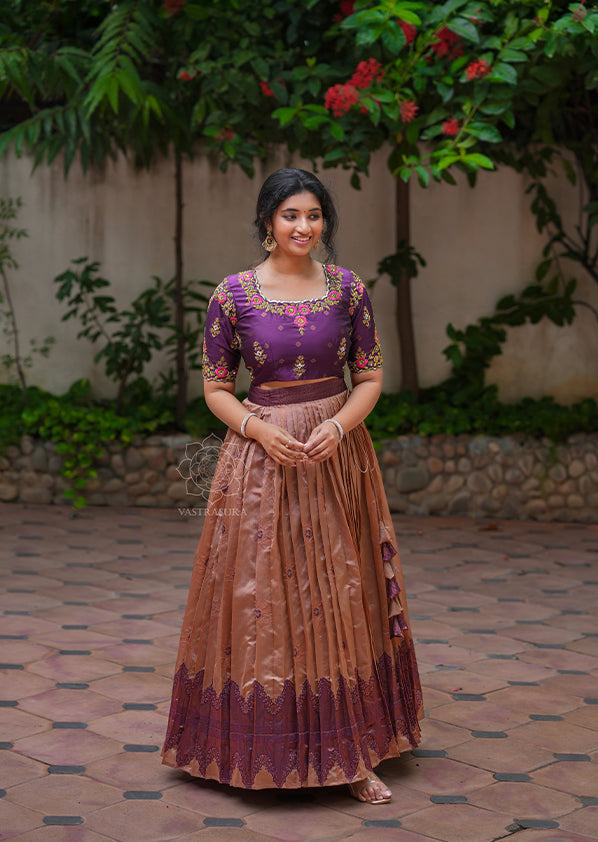 Luxurious Wear Bridal Lehenga Choli at Rs 4495 | ब्राइडल लहंगा चोली in  Gurgaon | ID: 23041287833