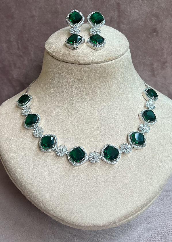 Ad Studded Cz Green Necklace Set