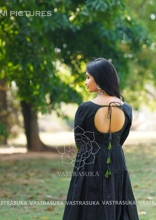Black and green sungudi Vastrasuka Black and green sungudi Vastrasuka